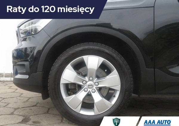 Volvo XC 40 cena 121001 przebieg: 99261, rok produkcji 2019 z Dzierzgoń małe 211